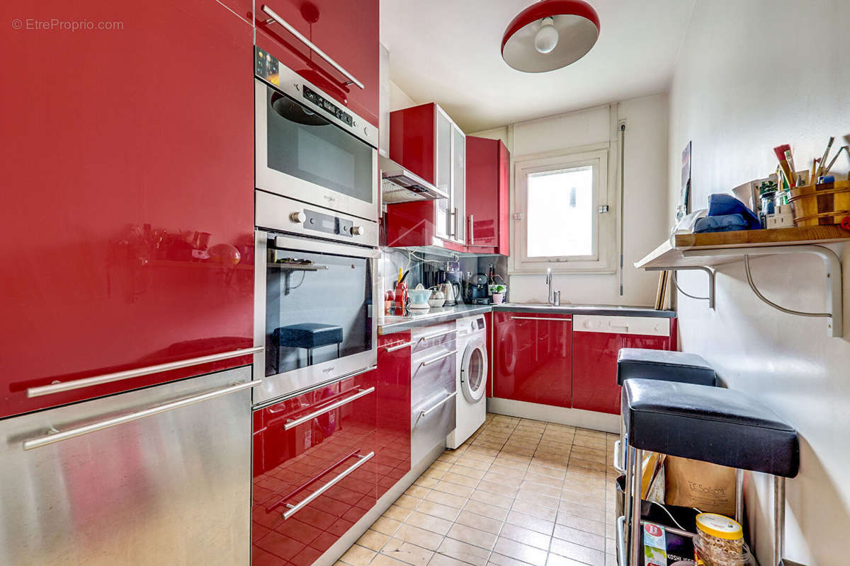 Appartement à PARIS-3E