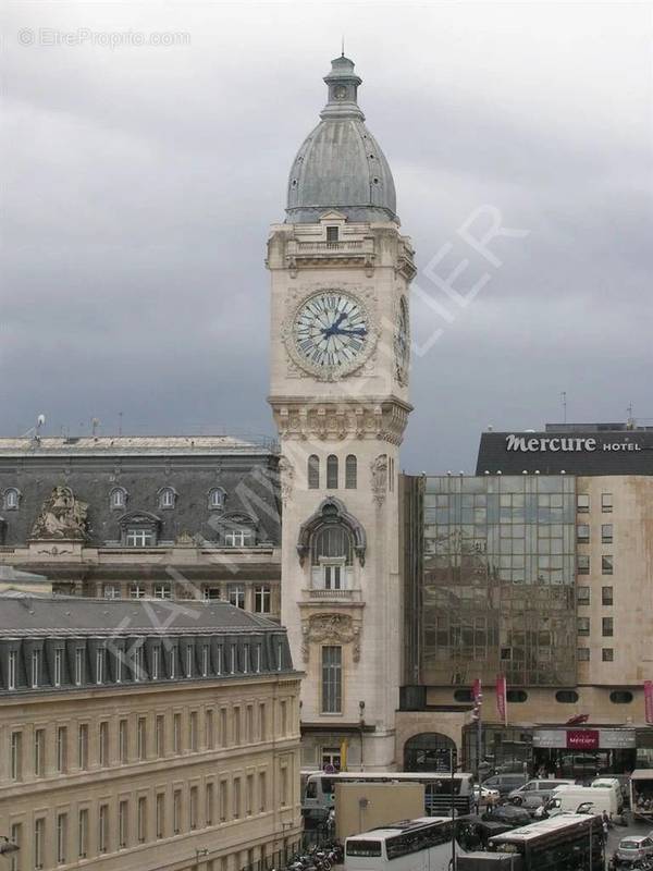 Parking à PARIS-12E