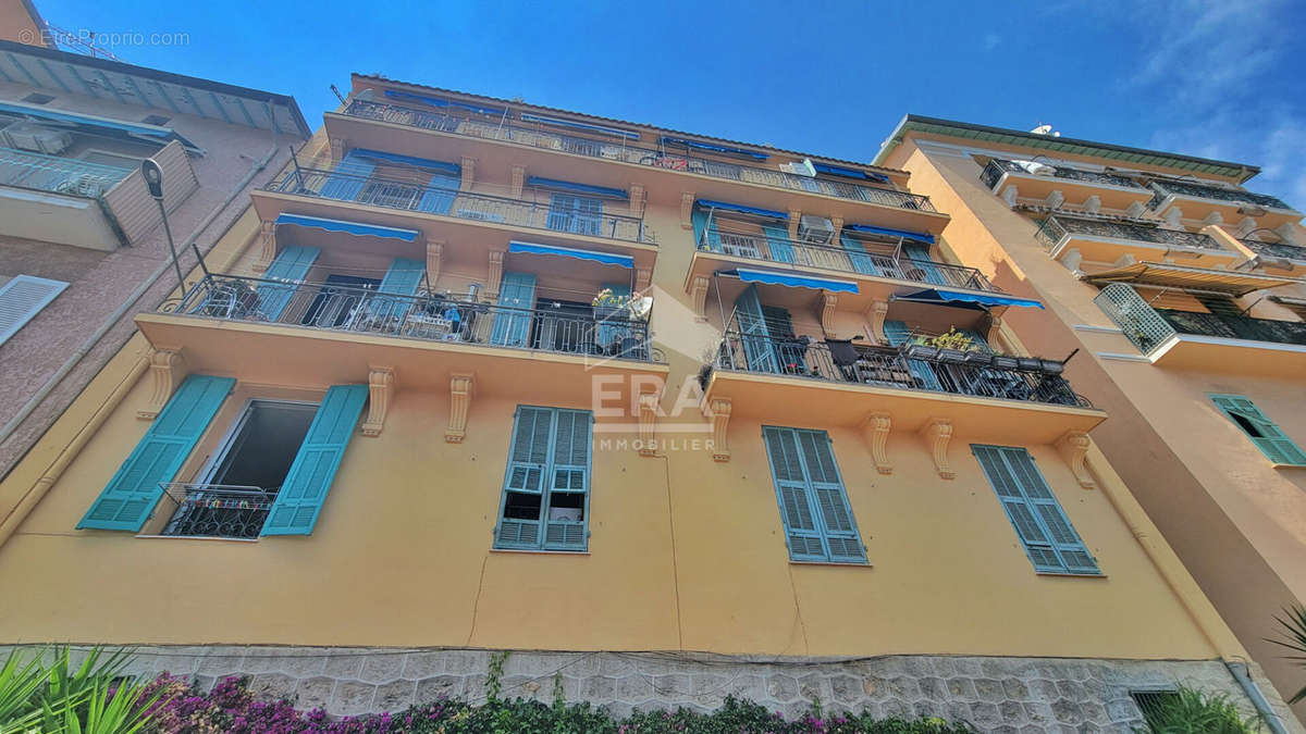 Appartement à ROQUEBRUNE-CAP-MARTIN