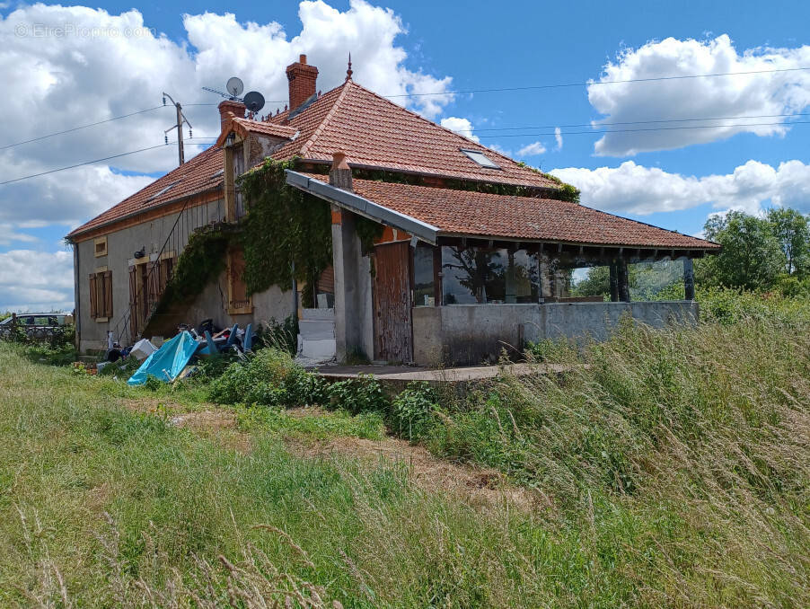 Maison à CHALMOUX