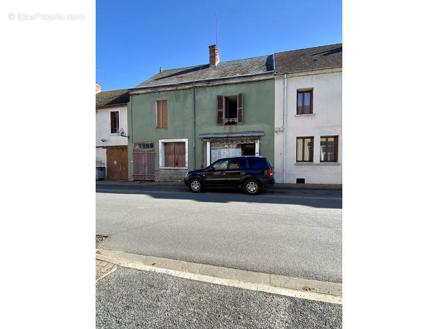 Appartement à JALIGNY-SUR-BESBRE