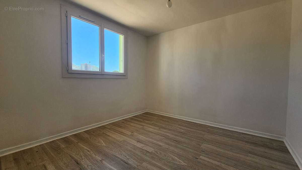 Appartement à MARSEILLE-10E