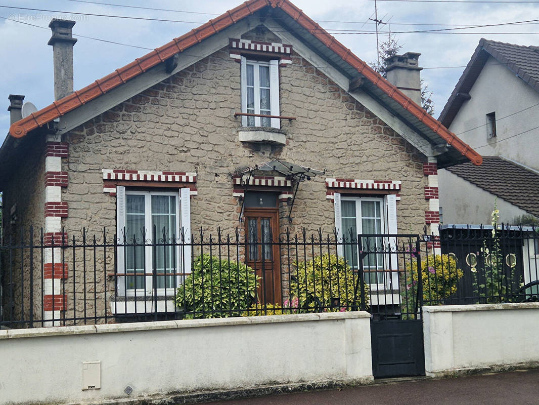 Maison à LIVRY-GARGAN