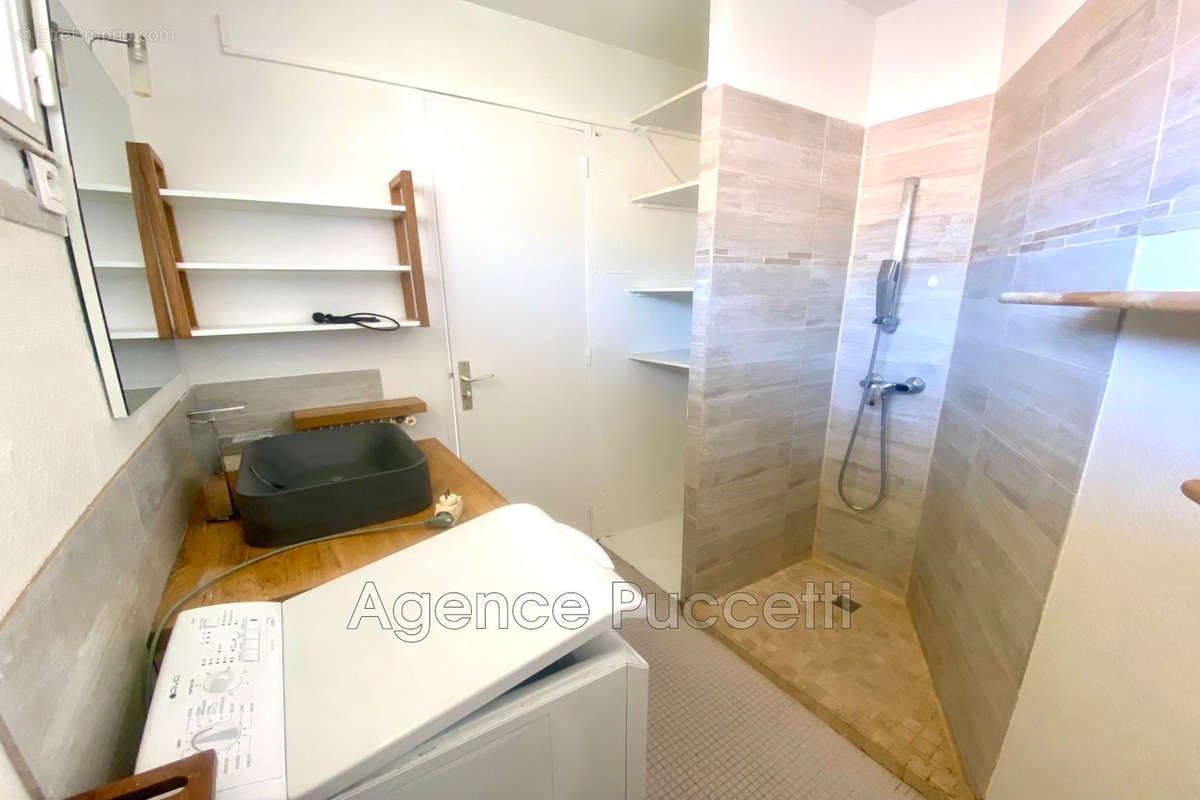 Appartement à VENCE