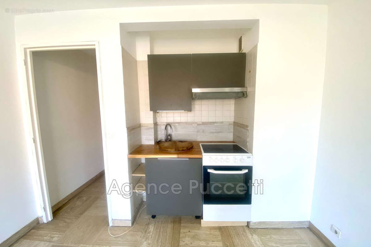 Appartement à VENCE