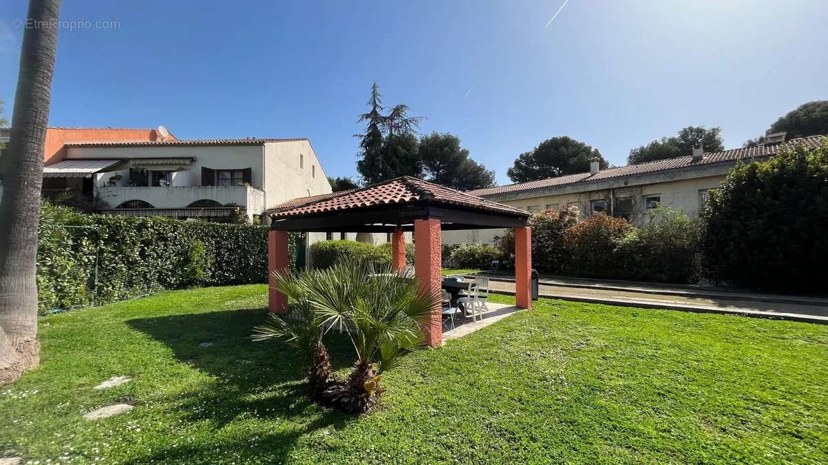 Appartement à VILLENEUVE-LOUBET