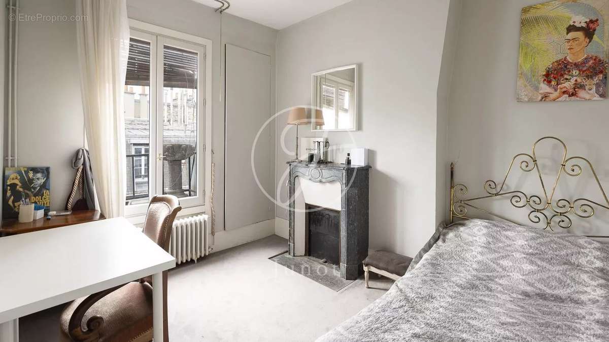 Appartement à PARIS-5E