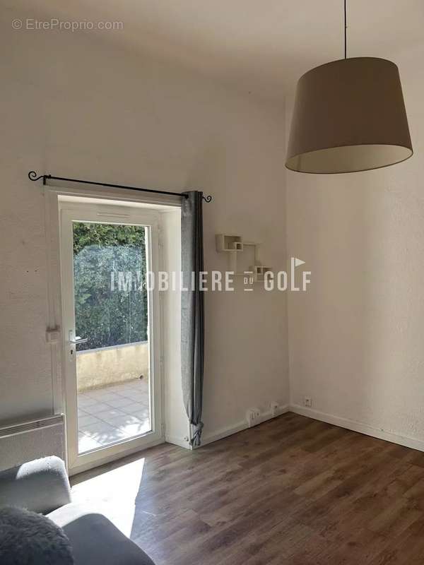 Appartement à MARSEILLE-11E