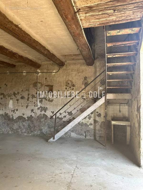 Appartement à MARSEILLE-11E