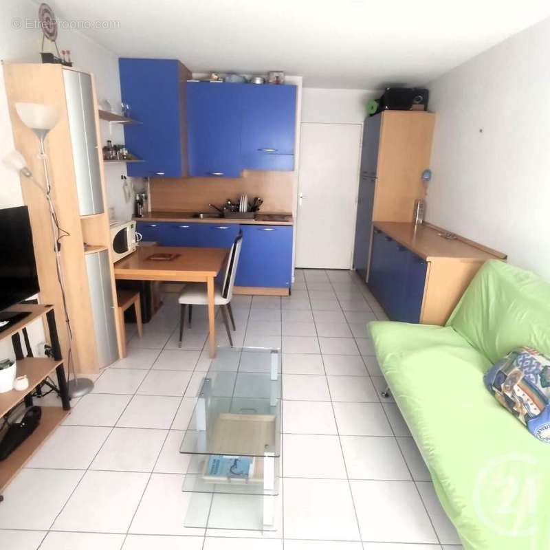 Appartement à VILLENEUVE-LOUBET