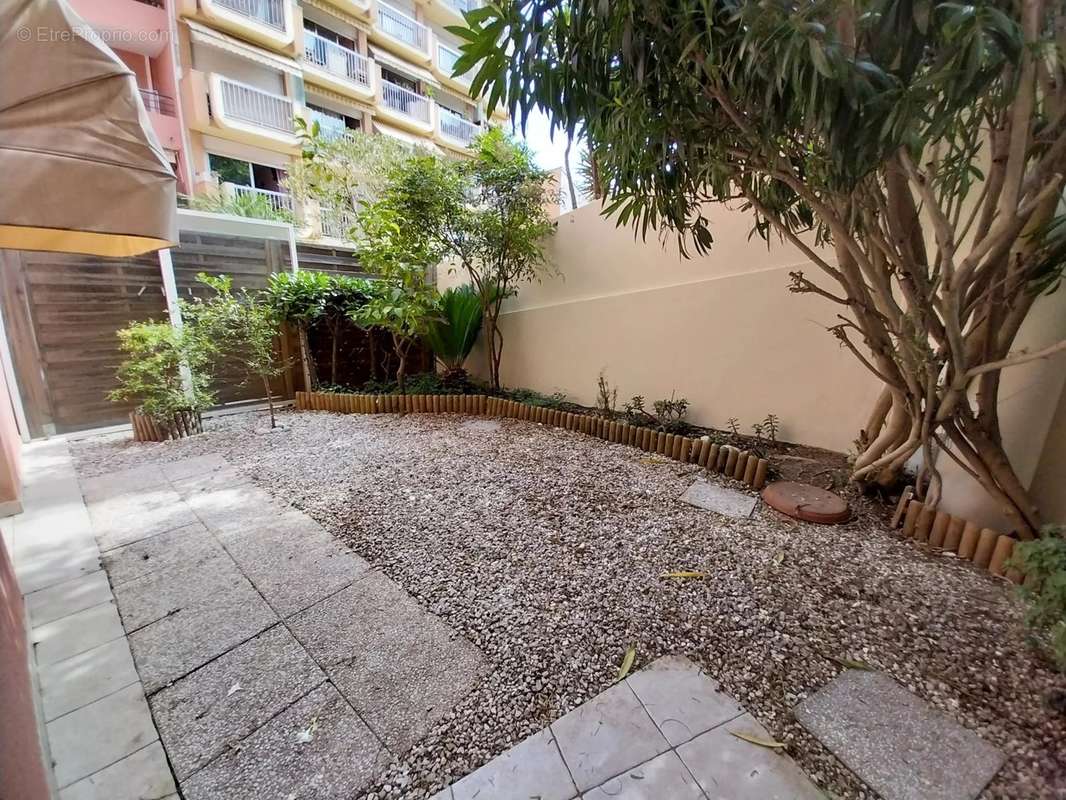 Appartement à MENTON