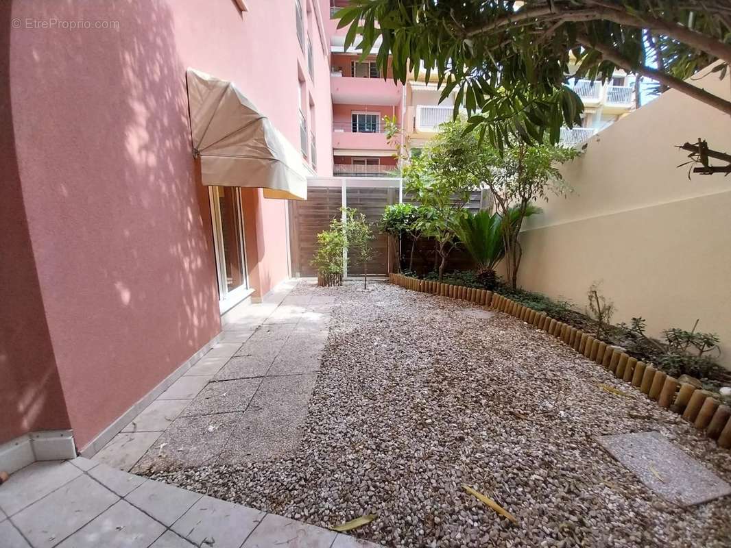 Appartement à MENTON