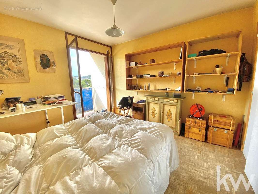 Appartement à MARSEILLE-9E