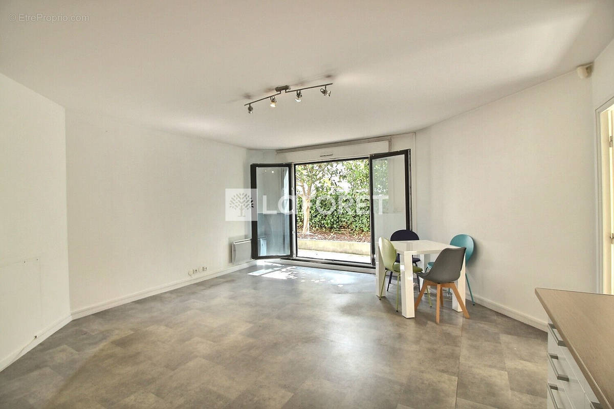 Appartement à BOIS-COLOMBES