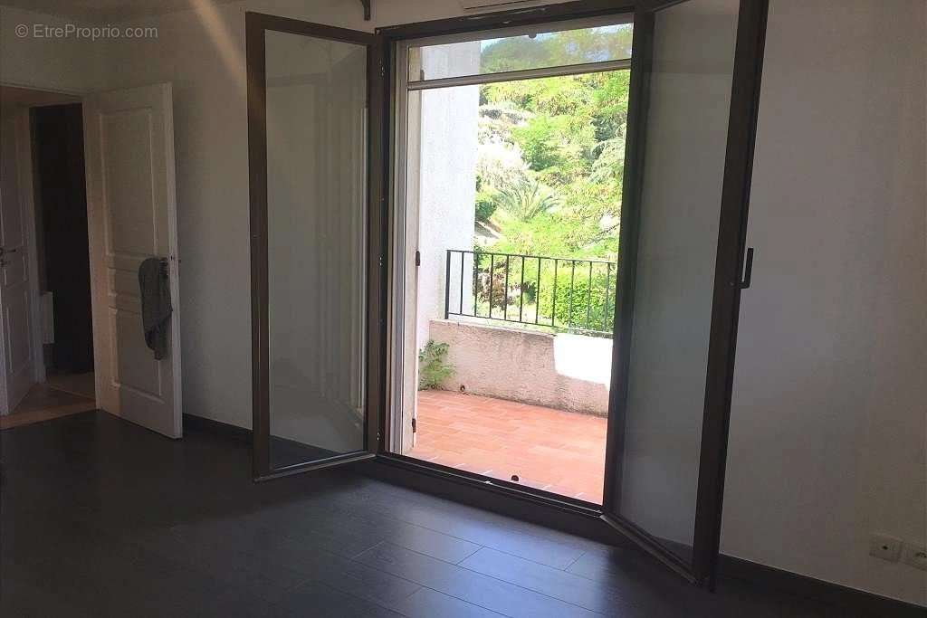 Appartement à VILLENEUVE-LOUBET