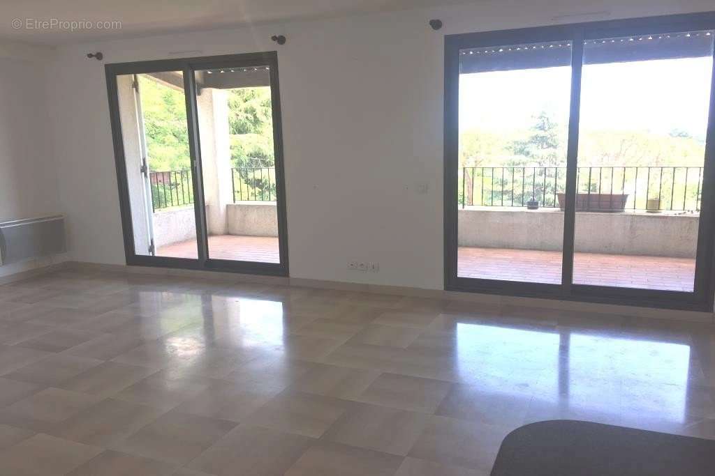 Appartement à VILLENEUVE-LOUBET