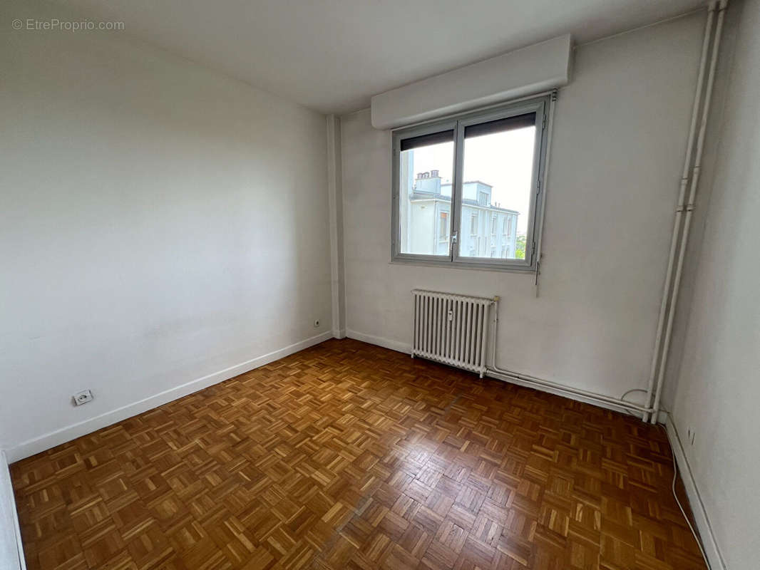 Appartement à LE RAINCY