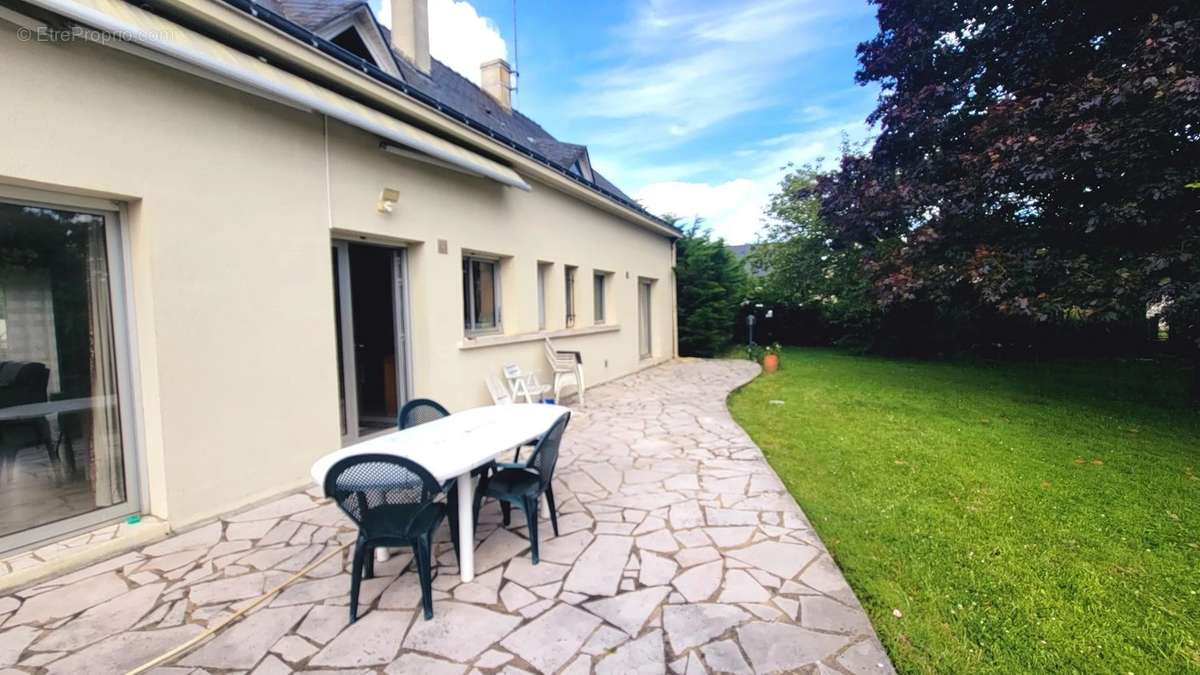 Maison à JUIGNE-SUR-LOIRE