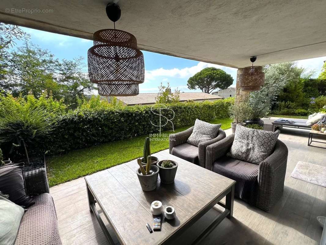 Appartement à VILLENEUVE-LOUBET