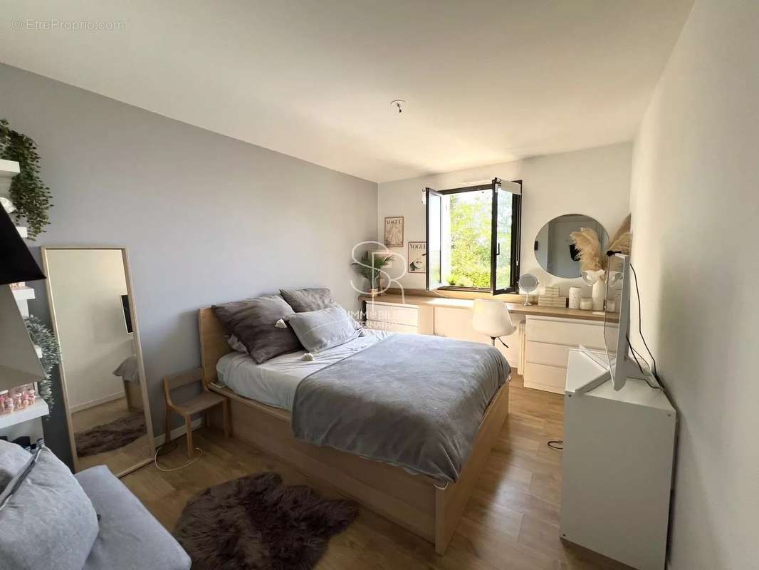 Appartement à VILLENEUVE-LOUBET