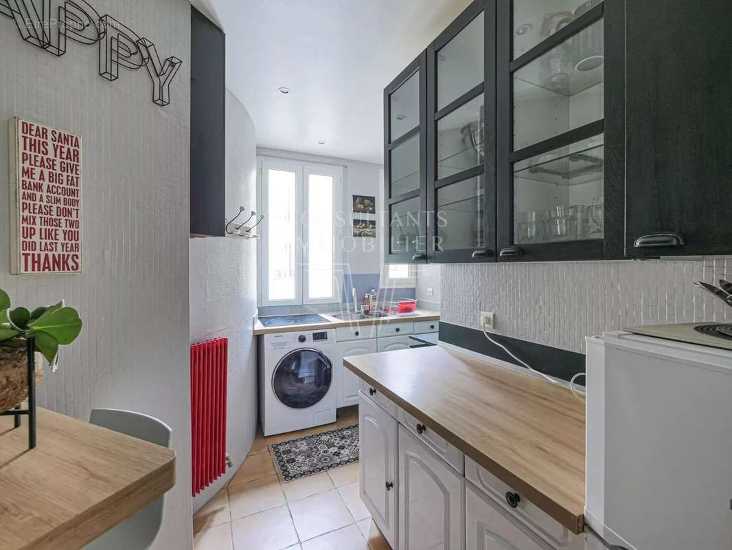 Appartement à LEVALLOIS-PERRET