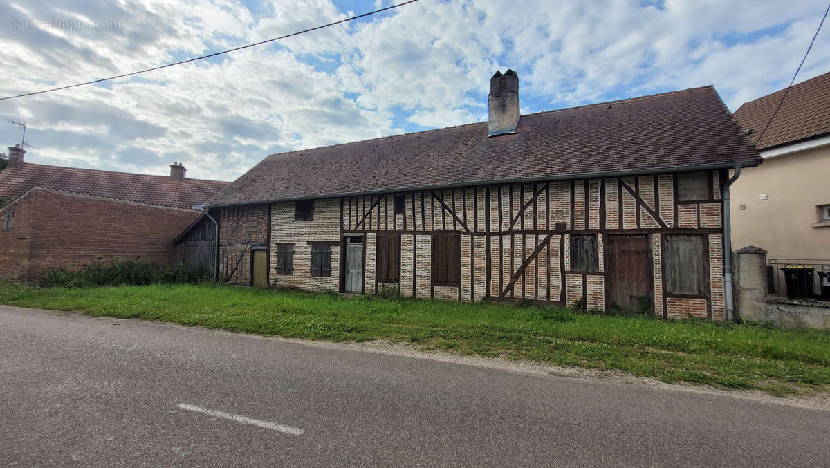 Maison à SEURRE