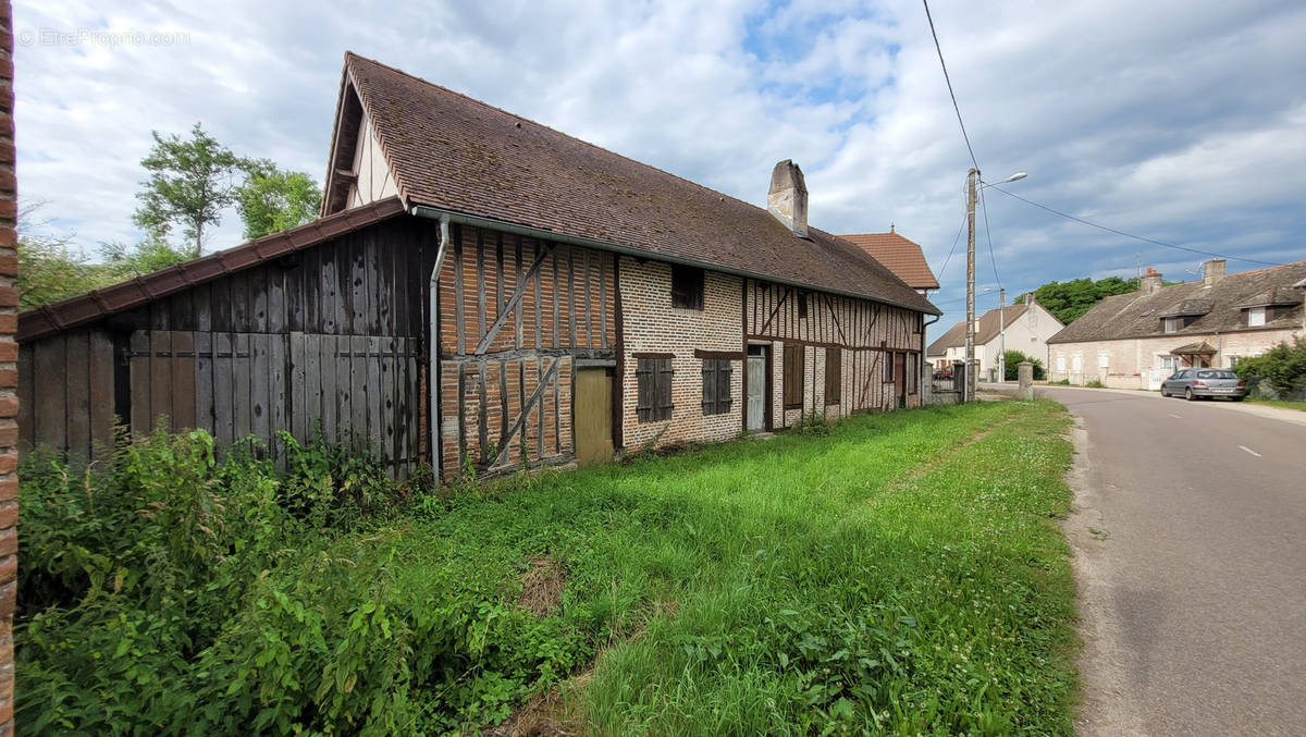 Maison à SEURRE