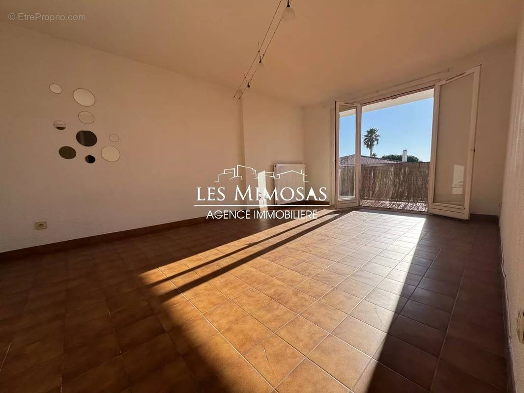 Appartement à FREJUS