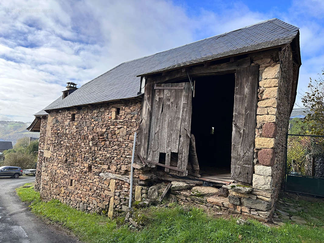 Autre à CASTELNAU-DE-MANDAILLES