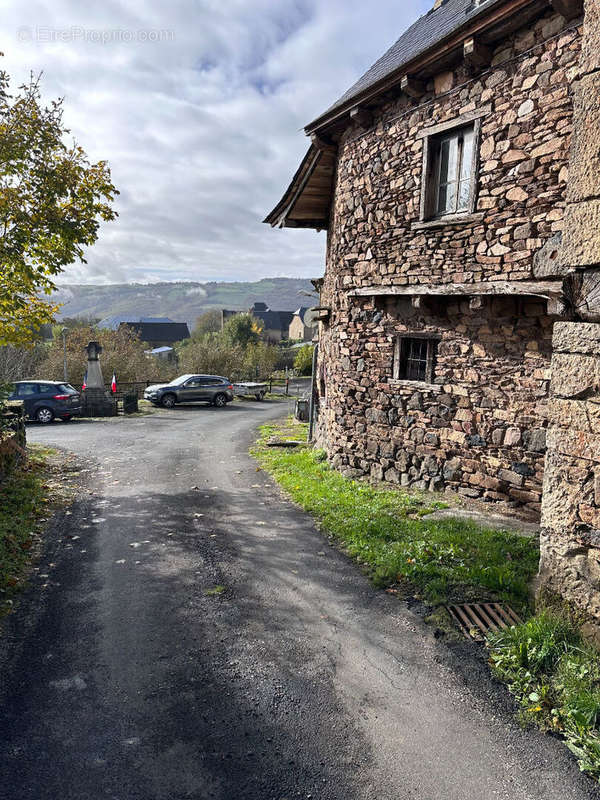 Autre à CASTELNAU-DE-MANDAILLES