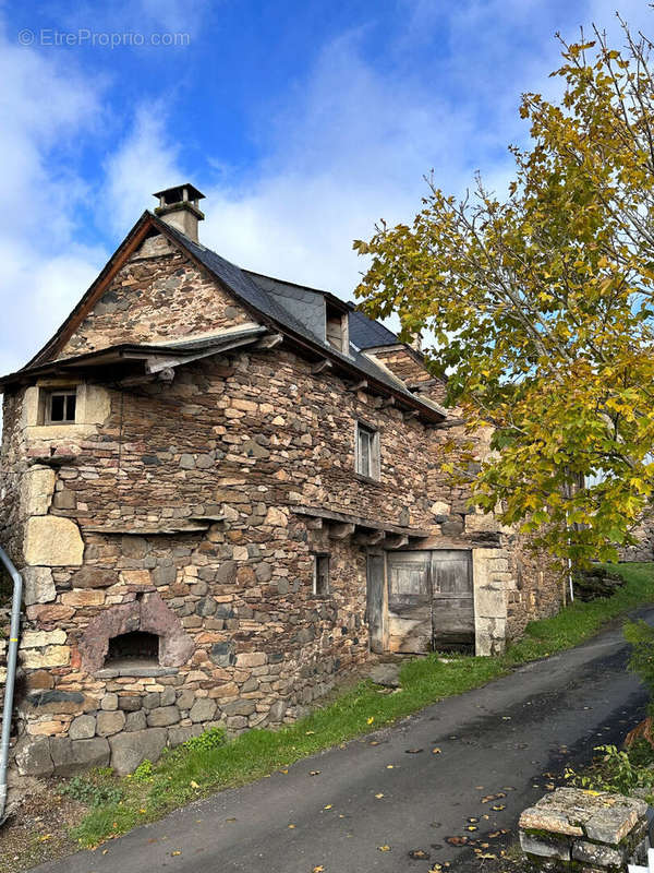 Autre à CASTELNAU-DE-MANDAILLES