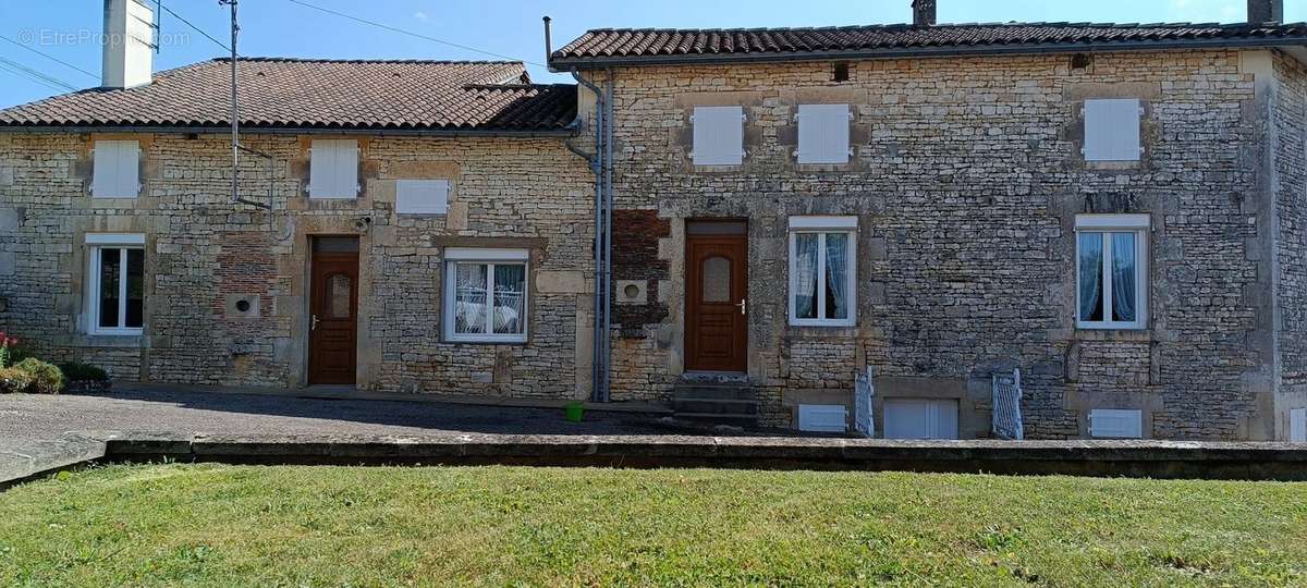 Maison à VERTEUIL-SUR-CHARENTE