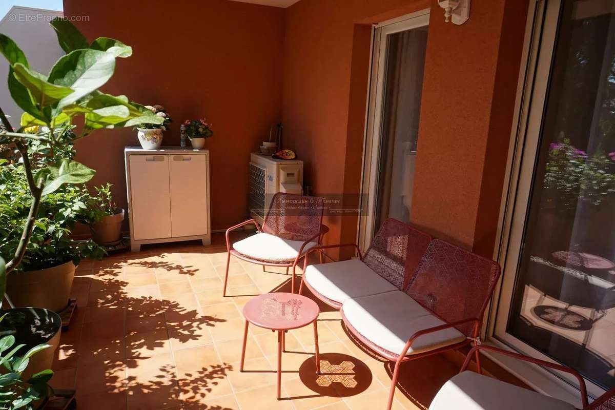 Appartement à FREJUS