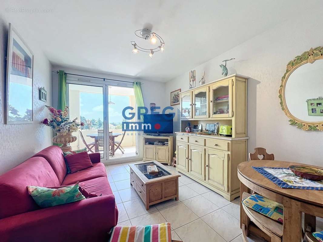 Appartement à VILLENEUVE-LOUBET