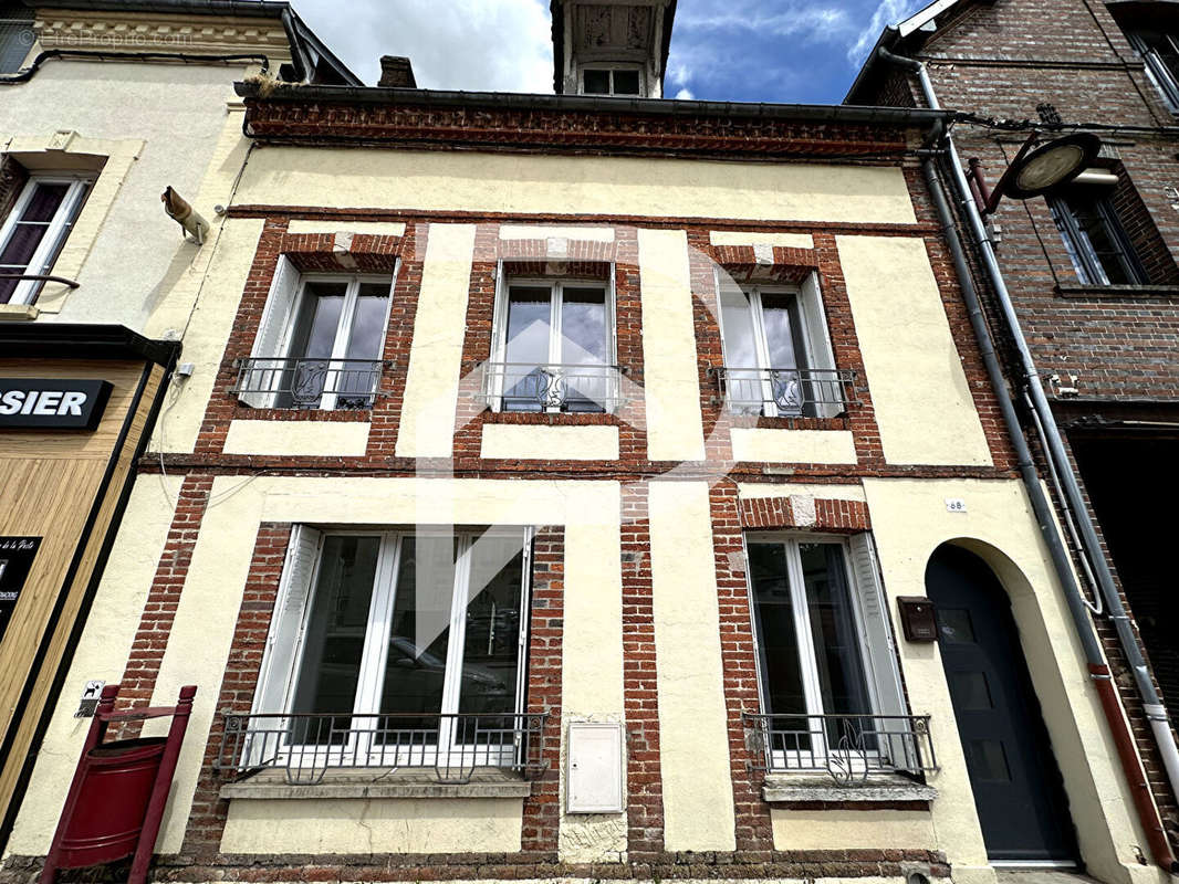 Maison à BRETEUIL