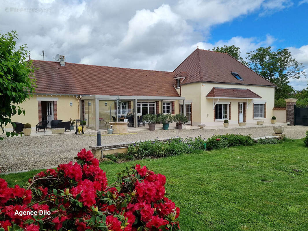 Maison à BUTTEAUX