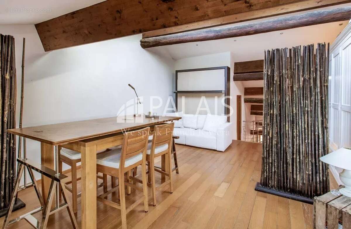 Appartement à VILLEFRANCHE-SUR-MER