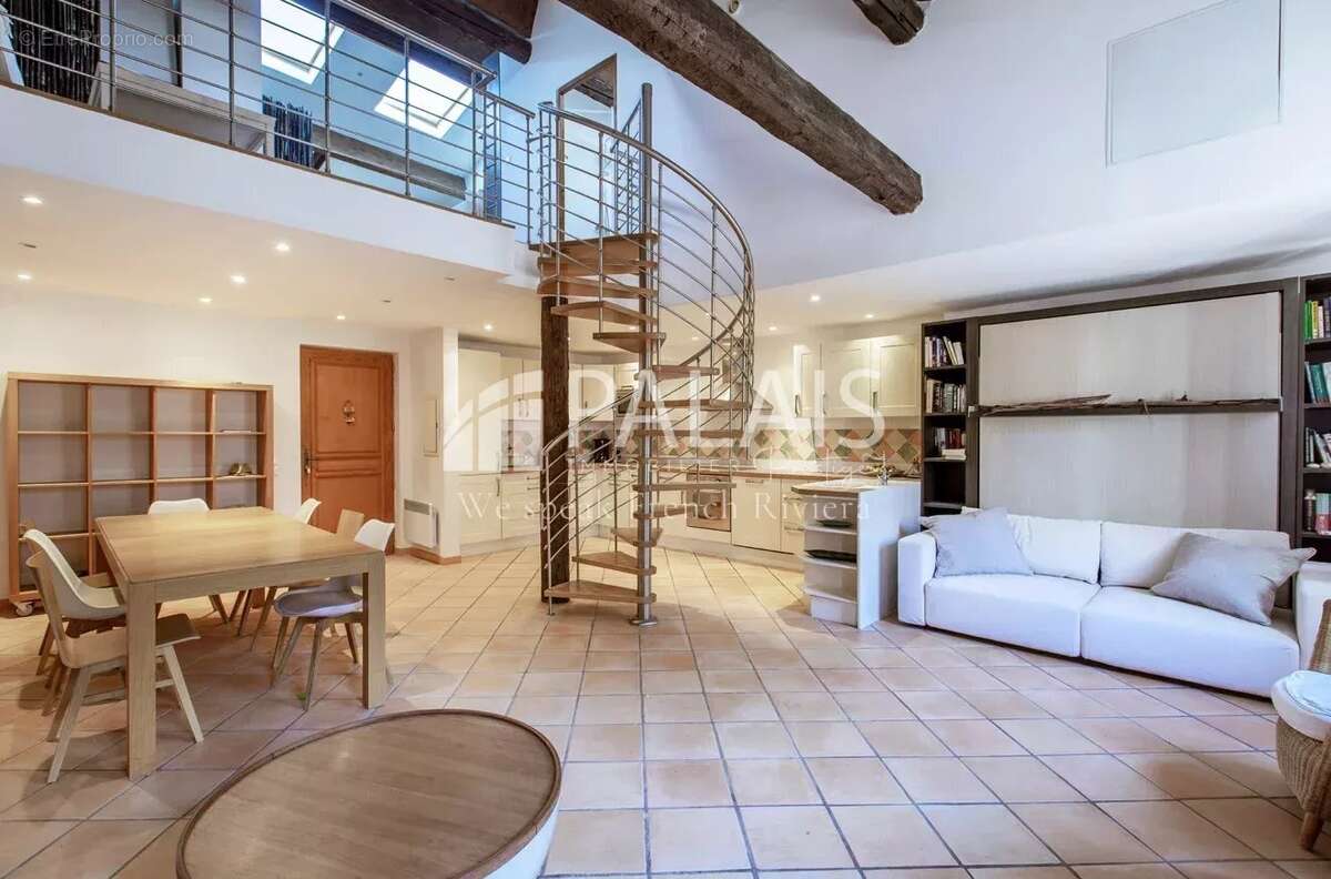 Appartement à VILLEFRANCHE-SUR-MER