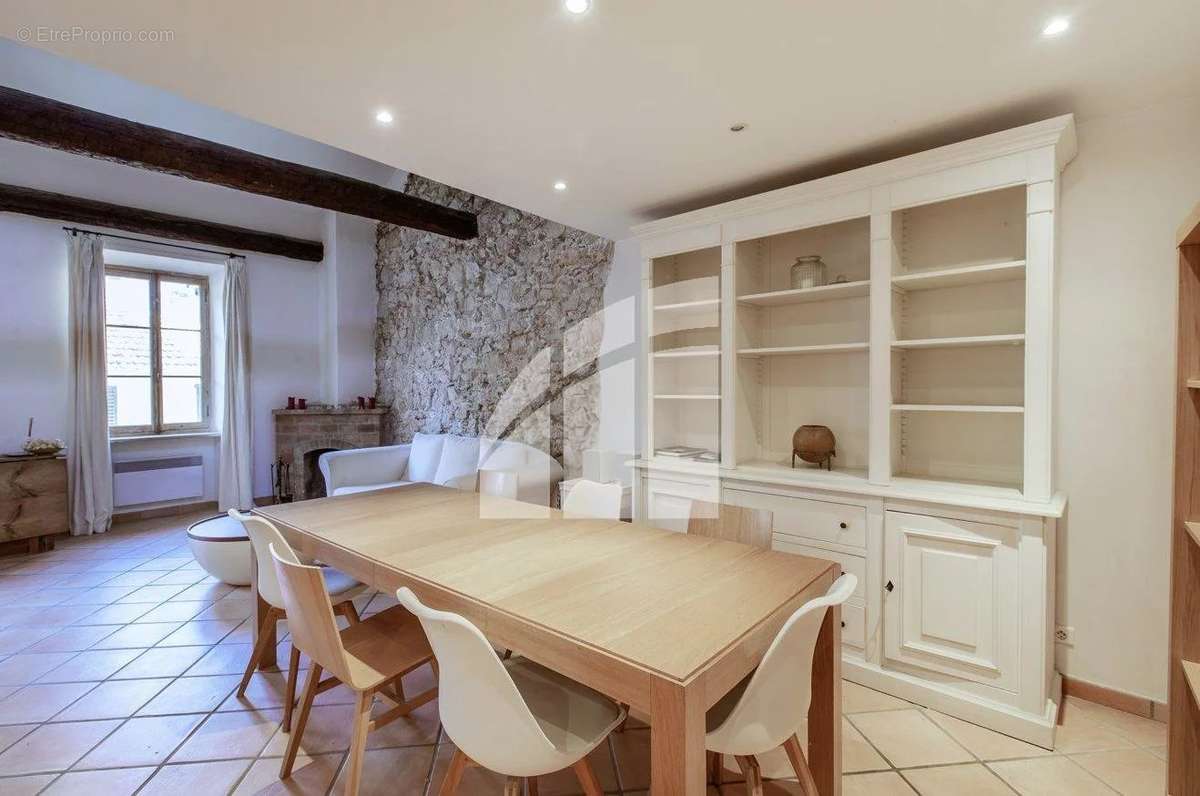 Appartement à VILLEFRANCHE-SUR-MER