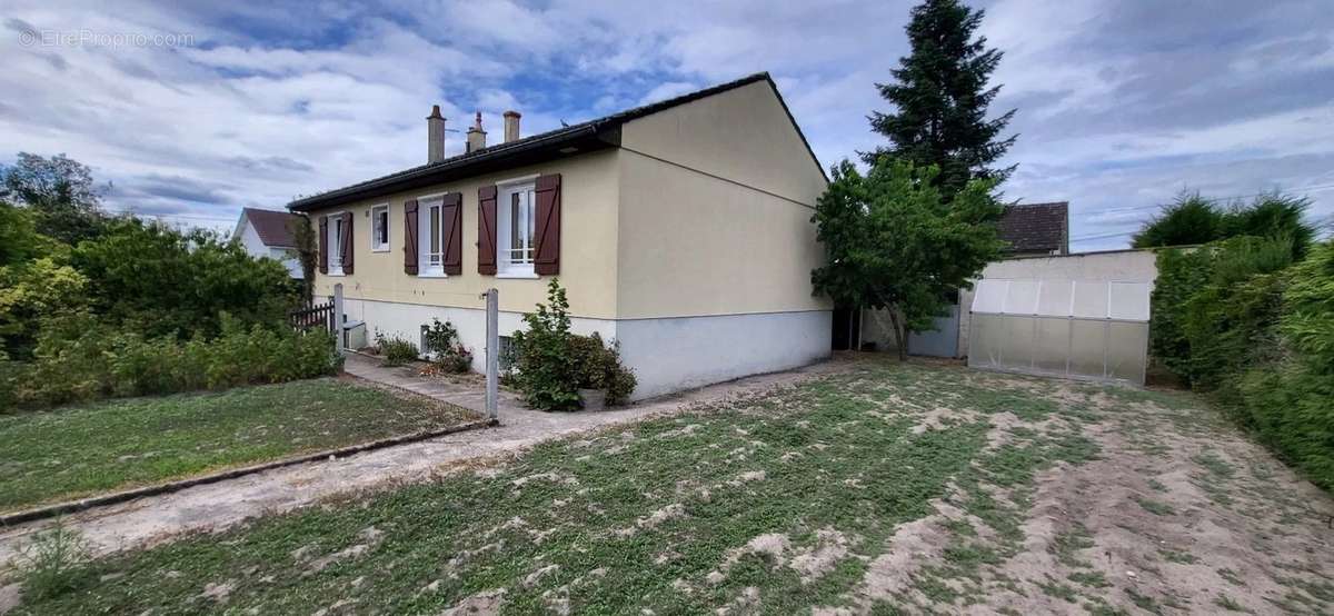 Maison à LA FERTE-SAINT-AUBIN