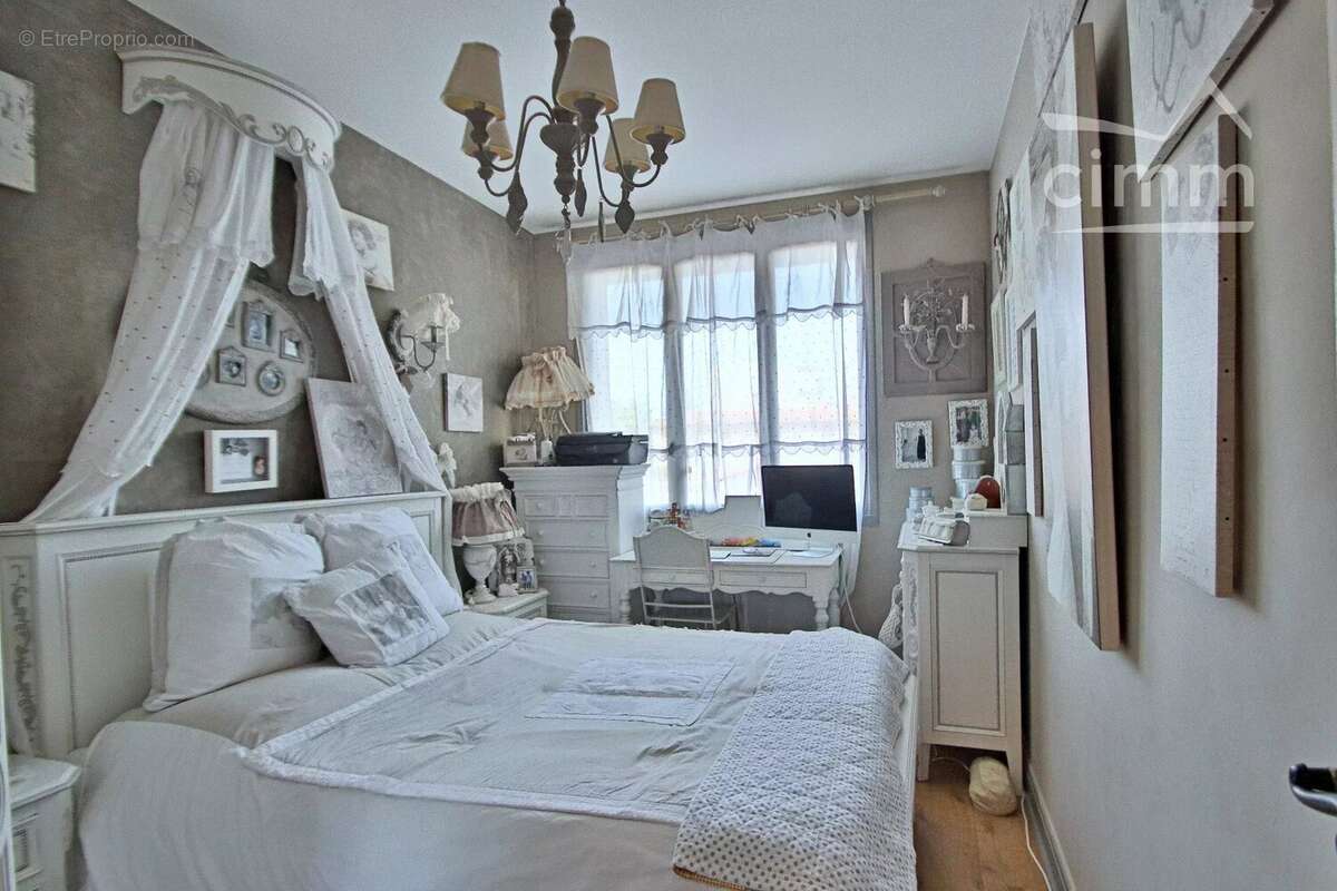 Appartement à LYON-8E