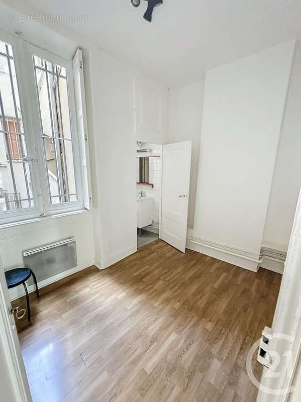 Appartement à LYON-1E