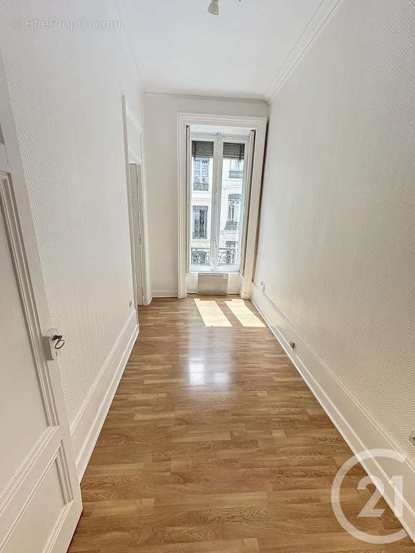 Appartement à LYON-1E