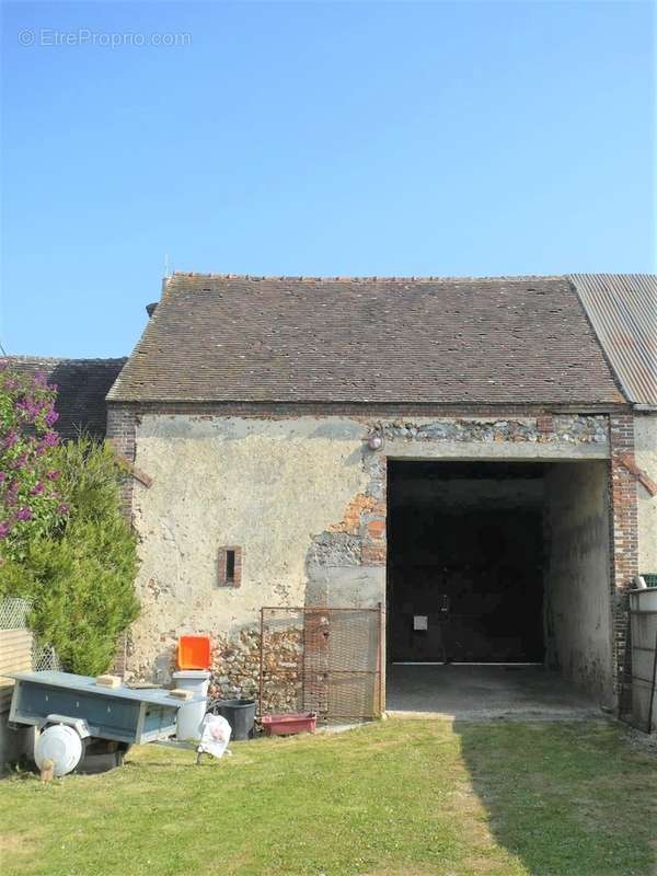 Maison à SAINT-REMY-SUR-AVRE