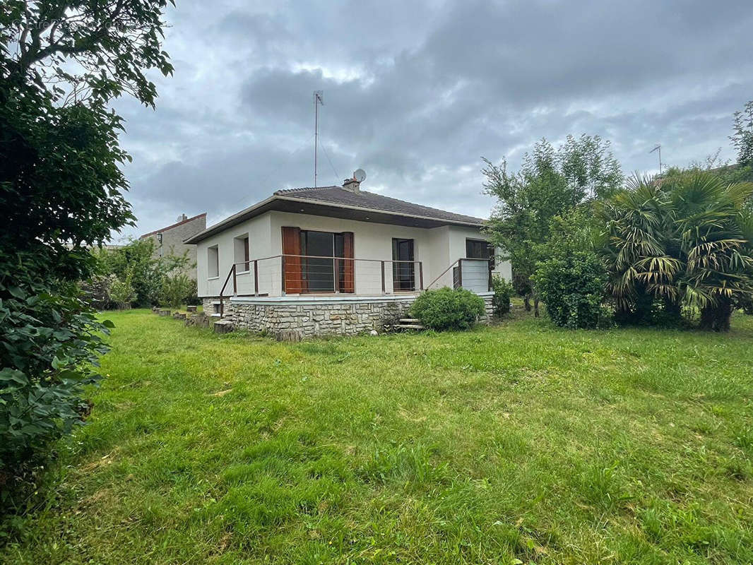 Maison à GUITRANCOURT