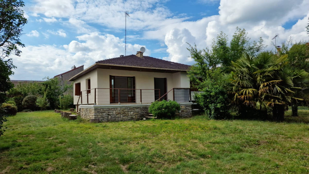 Maison à GUITRANCOURT