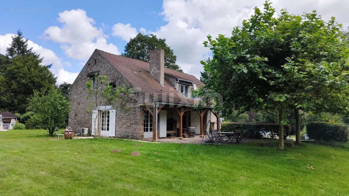 Maison à CHATEL-MORON