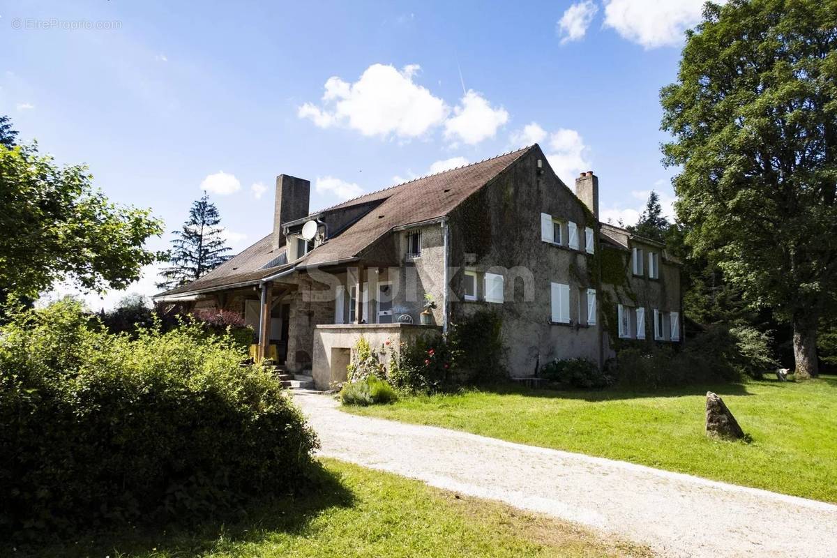 Maison à CHATEL-MORON