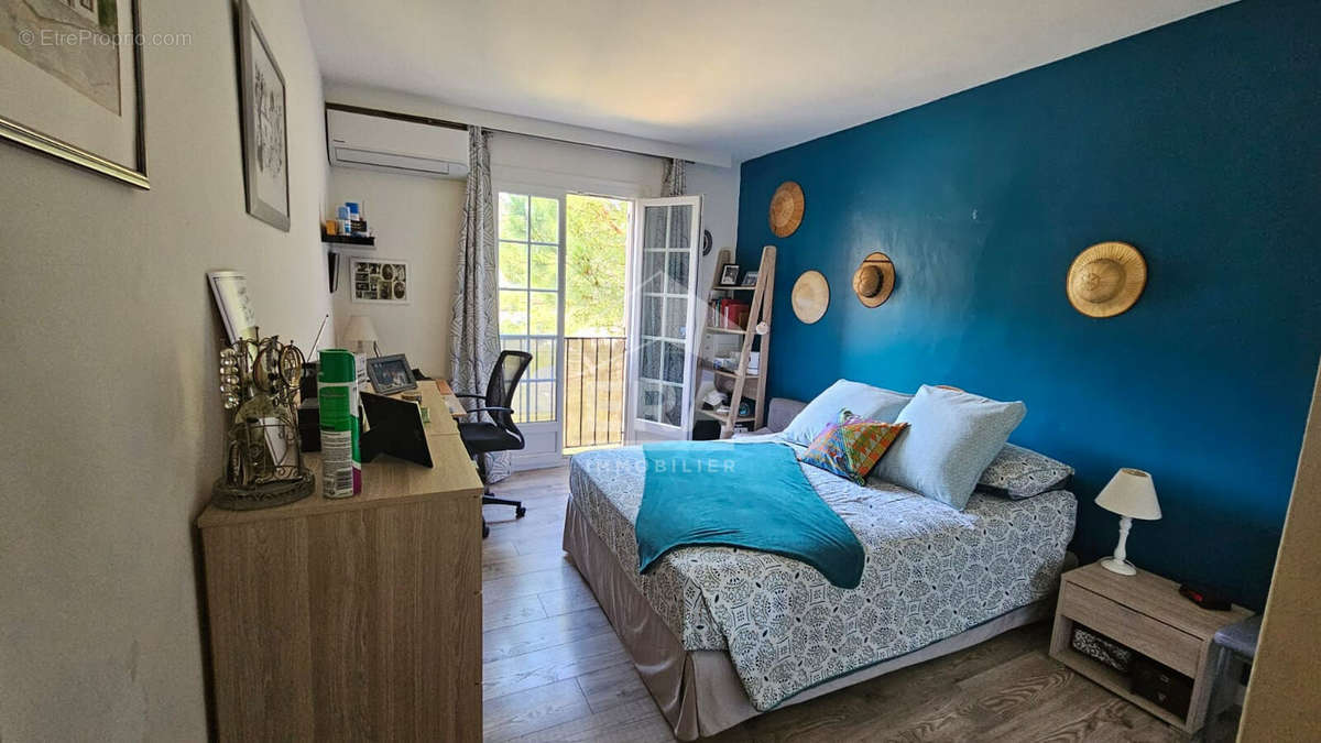 Appartement à VENCE