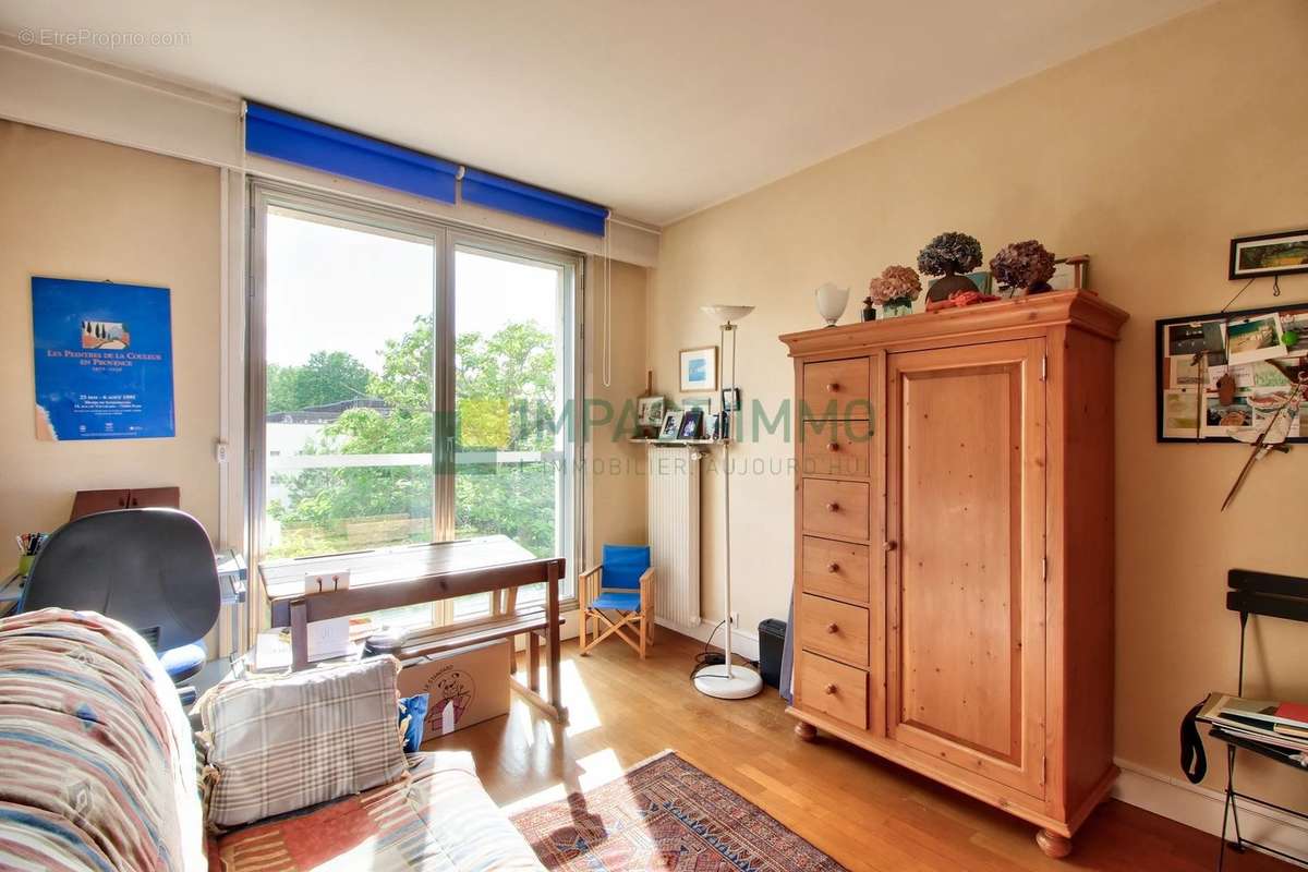 Appartement à LEVALLOIS-PERRET